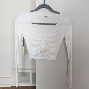 NWT Aritzia Sunday Best "Vida" top (v-neck, cropped, cinch-front, long-sleeved)